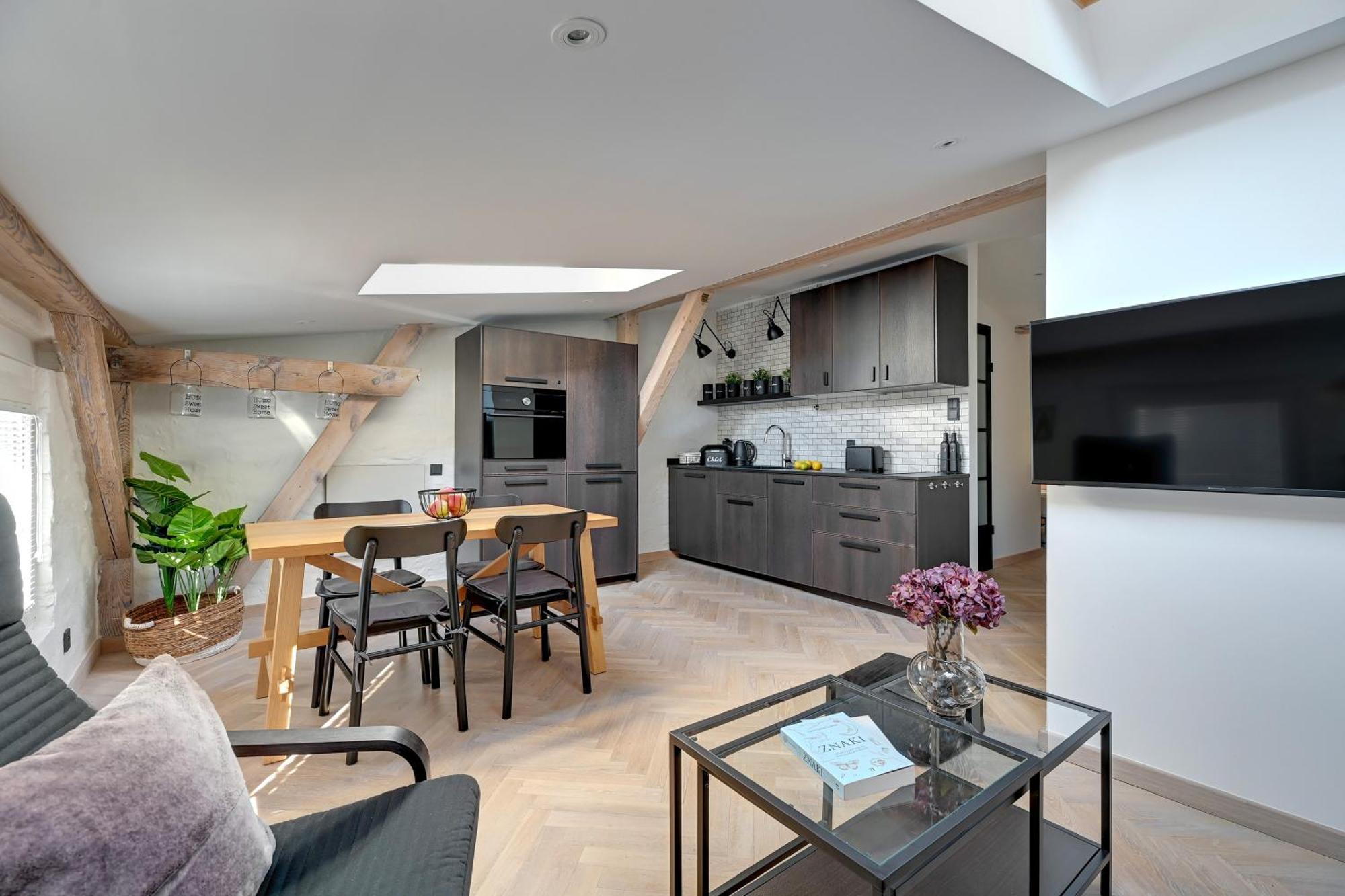 Apartment Lion - Modern With Perfect Location